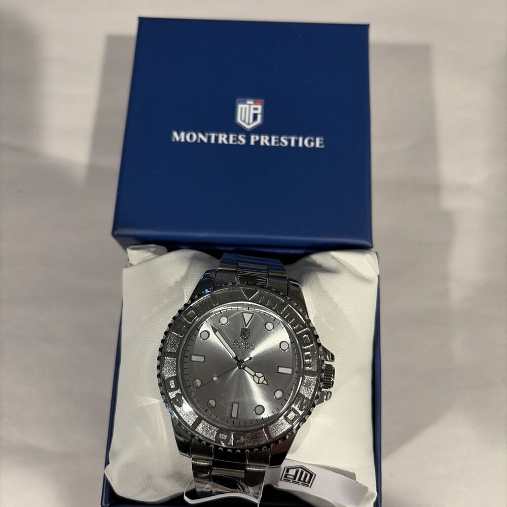 Invicta Montres Prestige Silver-Tone Men's Quartz Watch MPW02